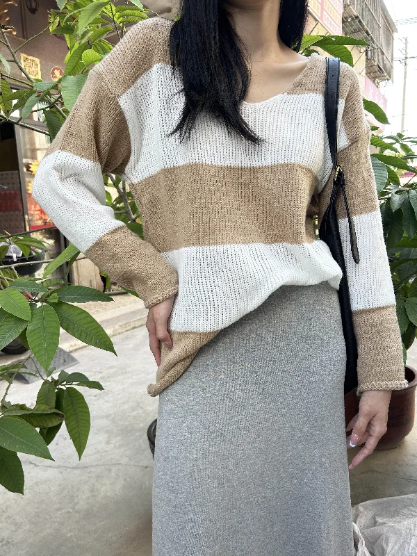 Price Slash Sixsr Color Block Striped Pullover Sweater, Vintage V Neck Long Sleeve Sweater, Women's Clothing Price Slash Sixsr Color Block Striped Pullover Sweater, Vintage V Neck Long Sleeve Sweater, Women's Clothing