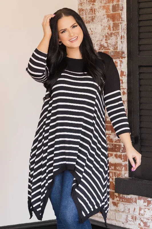 One-Day Only Track Me Down Tunic, Black