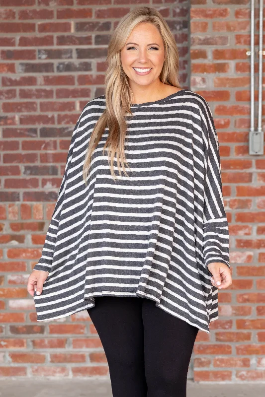 Overstock Clearance Twist My Thoughts Top, Mid Grey