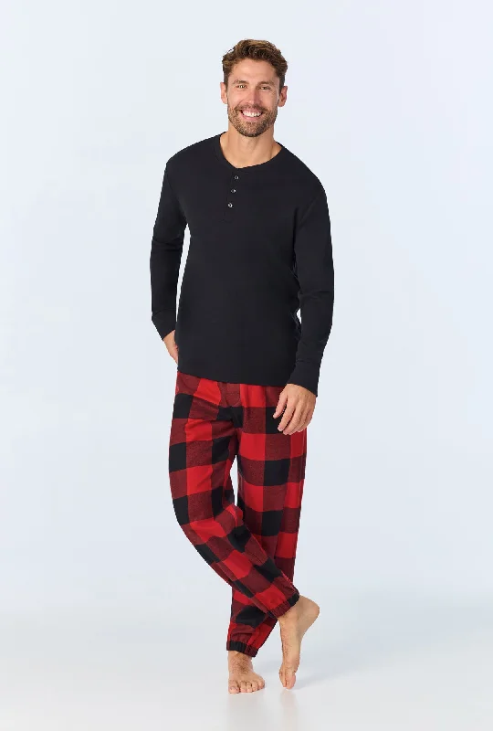 Weekend Deals That Spark Buffalo Check Men's  Long Sleeve Henley and Jogger Woven Portuguese Flannel PJ Set