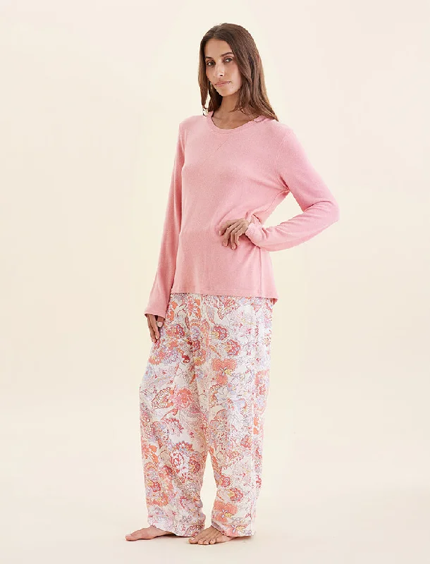 Weekend Specials You Can't Miss Ella Cozy Pant with Feather Soft Top