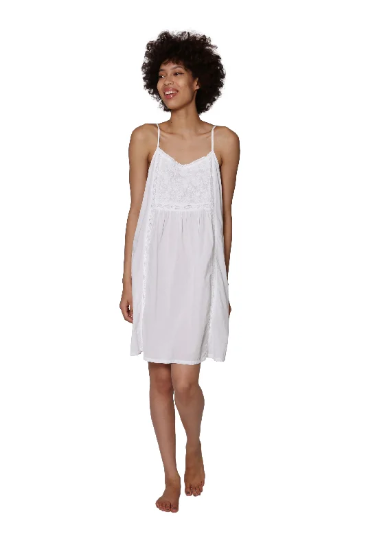 Savings Event La Cera Embroidered Bib Sleeveless Chemise