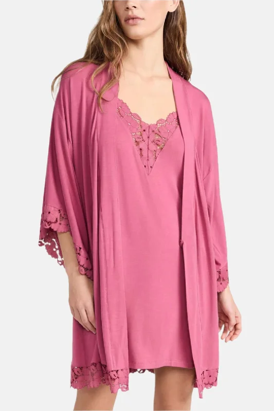 Weekend Savings Bonanza Naya Robe in Raspberry
