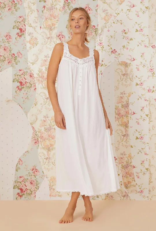 Weekend Bargains to Indulge In Villa Blanca Knit Ballet Nightgown