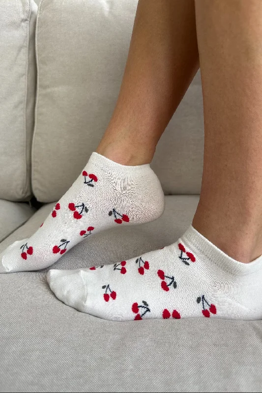 Weekend Specials to Enjoy Cherry Socks