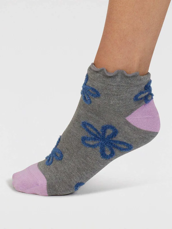 Special Discount Daisee Textured Flower Bamboo Ankle Socks - Mid Grey Marle