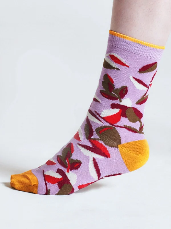 Weekend Offers That Delight Isabel Floral Bamboo Socks - Light Pink