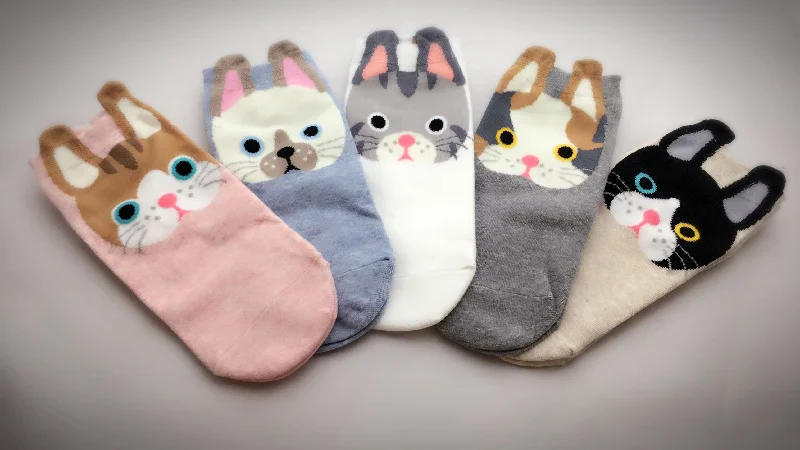 Weekend Specials to Cherish Kittens, 5 Pairs Cute Cat Print Women Ankle Socks