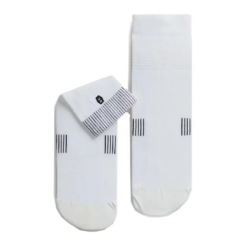 Weekend Specials to Indulge In Mens On Running Ultralight Mid Sock