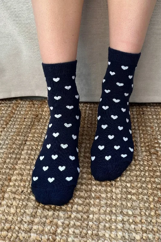Weekend Deals That Please Hearts Socks