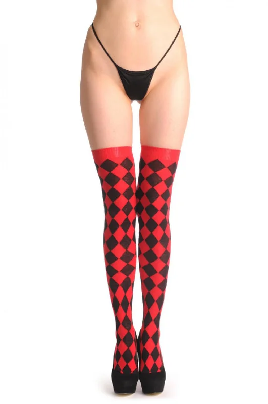 Weekend Deals That Excite Red Checkered Diagonal