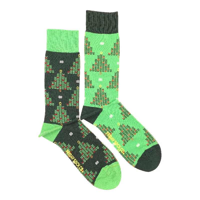 Weekend Savings Bonanza Ugly Christmas Knit Mismatched Socks M
