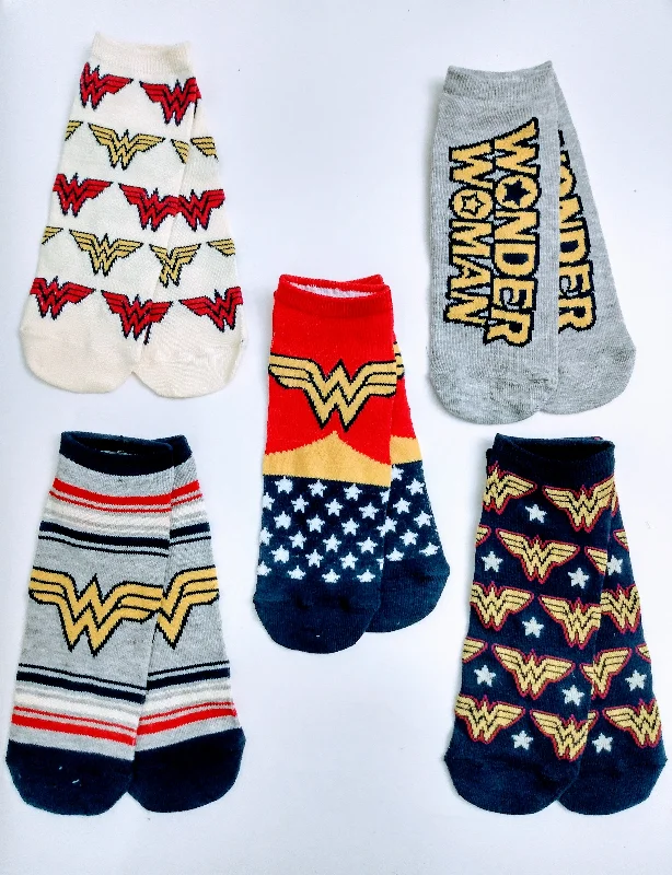 Fantastic Savings Wonder Woman Ankle Socks
